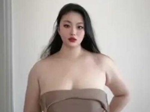 BBW 与 WB 和老妇女相关的时尚服饰，展现别样的魅力